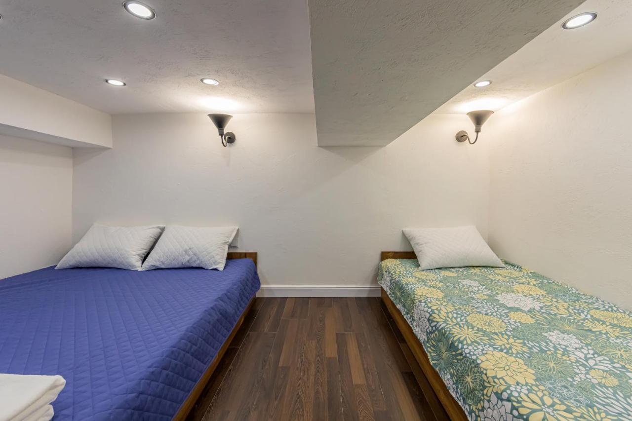 Kyiv Saksahanskoho Apart Hotel エクステリア 写真