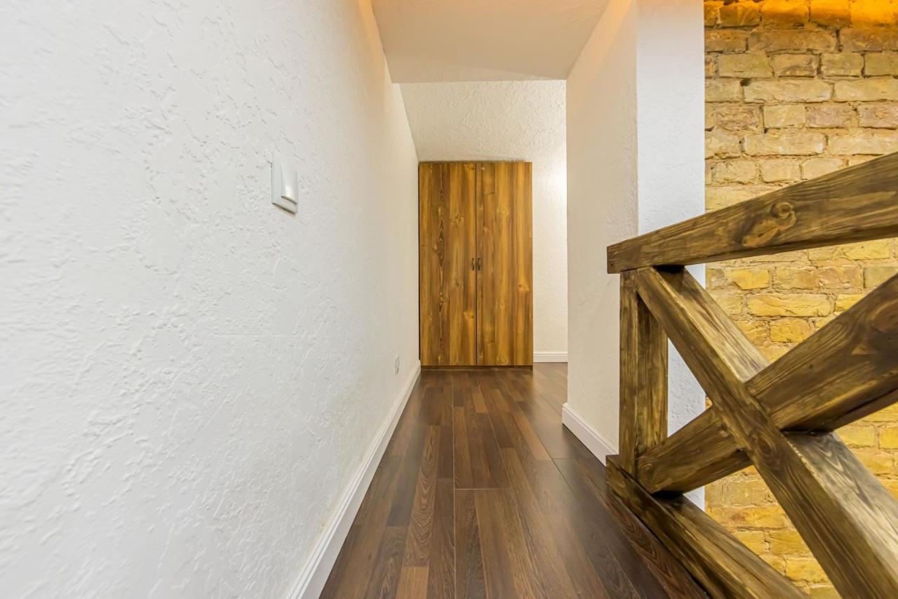 Kyiv Saksahanskoho Apart Hotel エクステリア 写真
